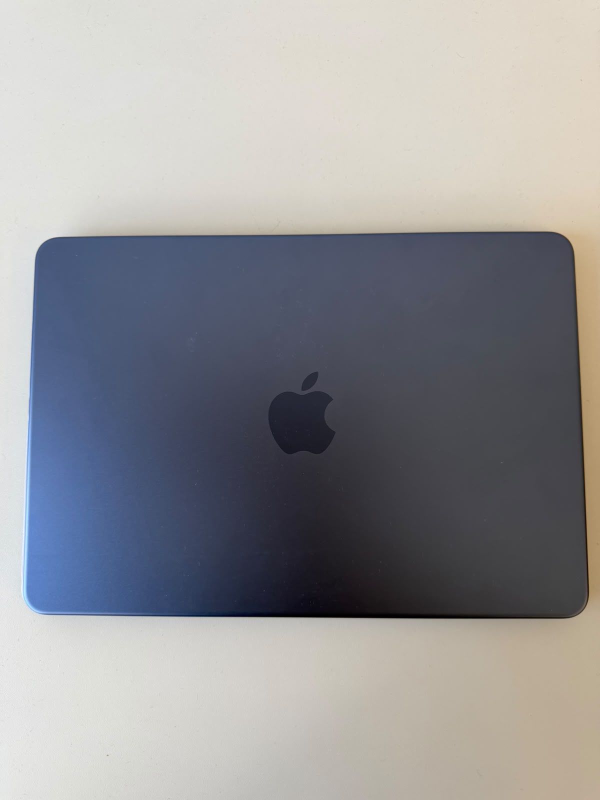 MacBook Neo 8GB 256GB Índigo -  Seminovo